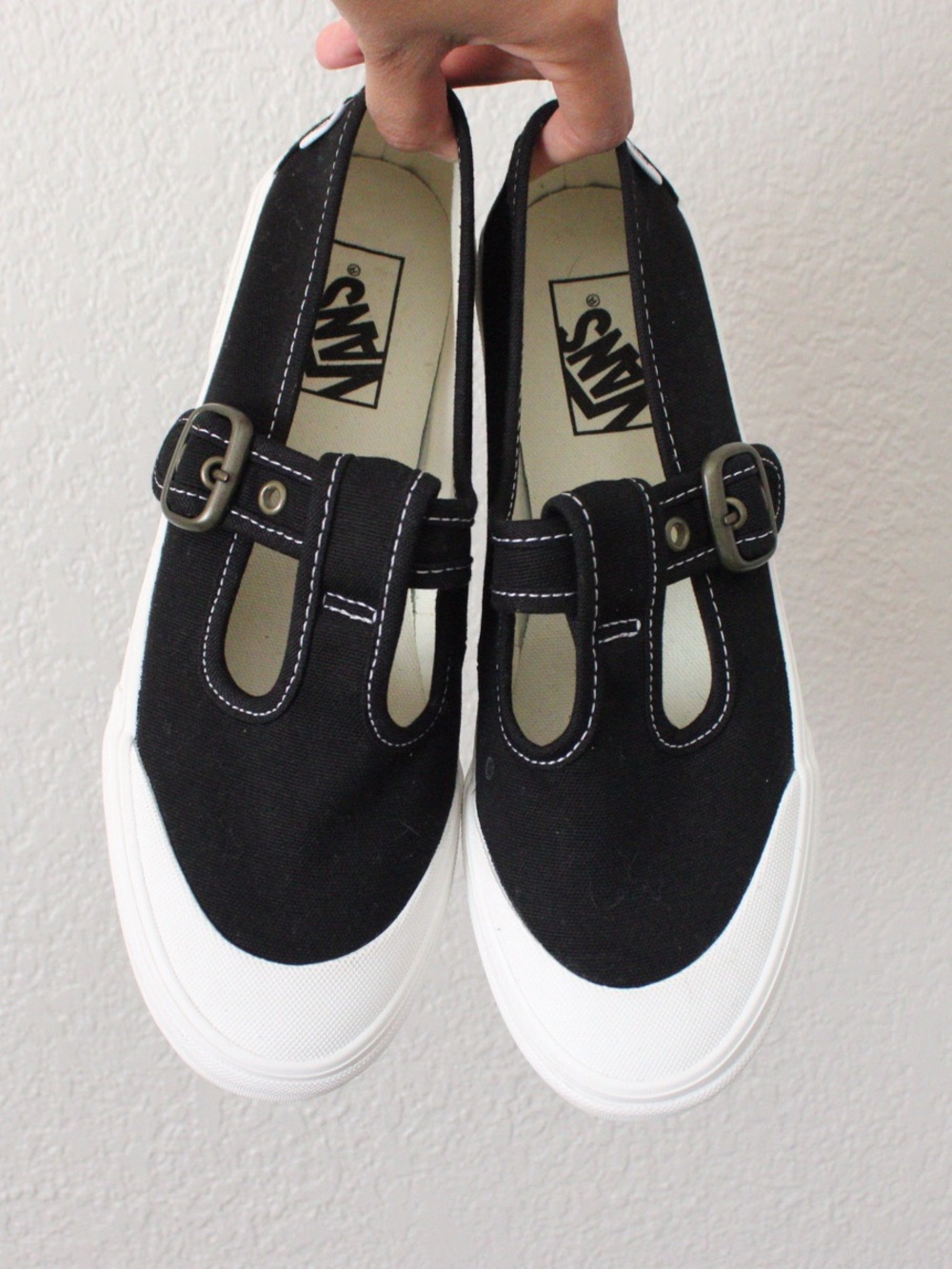 Vans Mary Jane Style 93 in Black